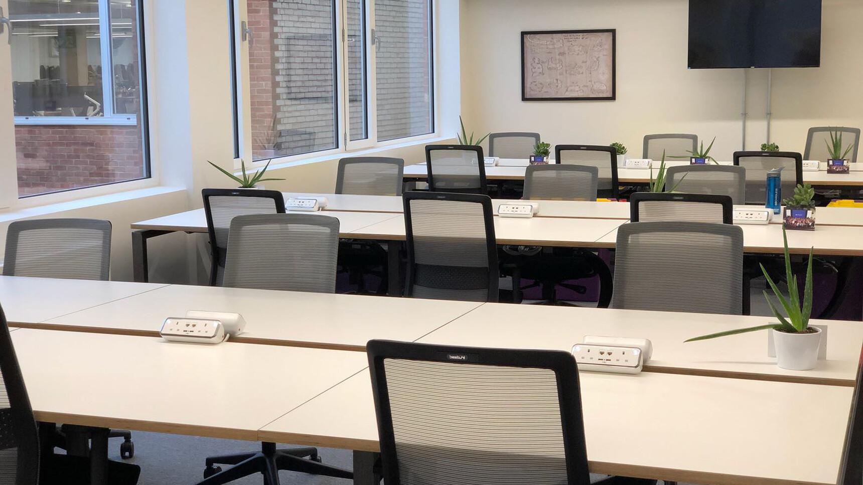 Various Workstories S30 Mesh Back Office Chairs Black Grey Stripes Upholstery At Desks White Finish