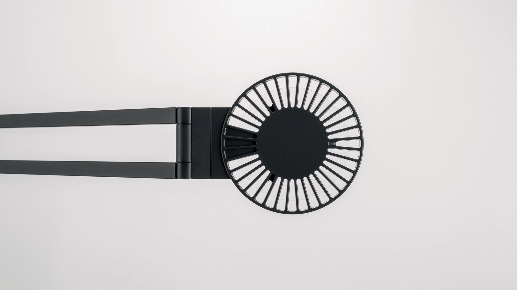 Black Radial Head Hi Res