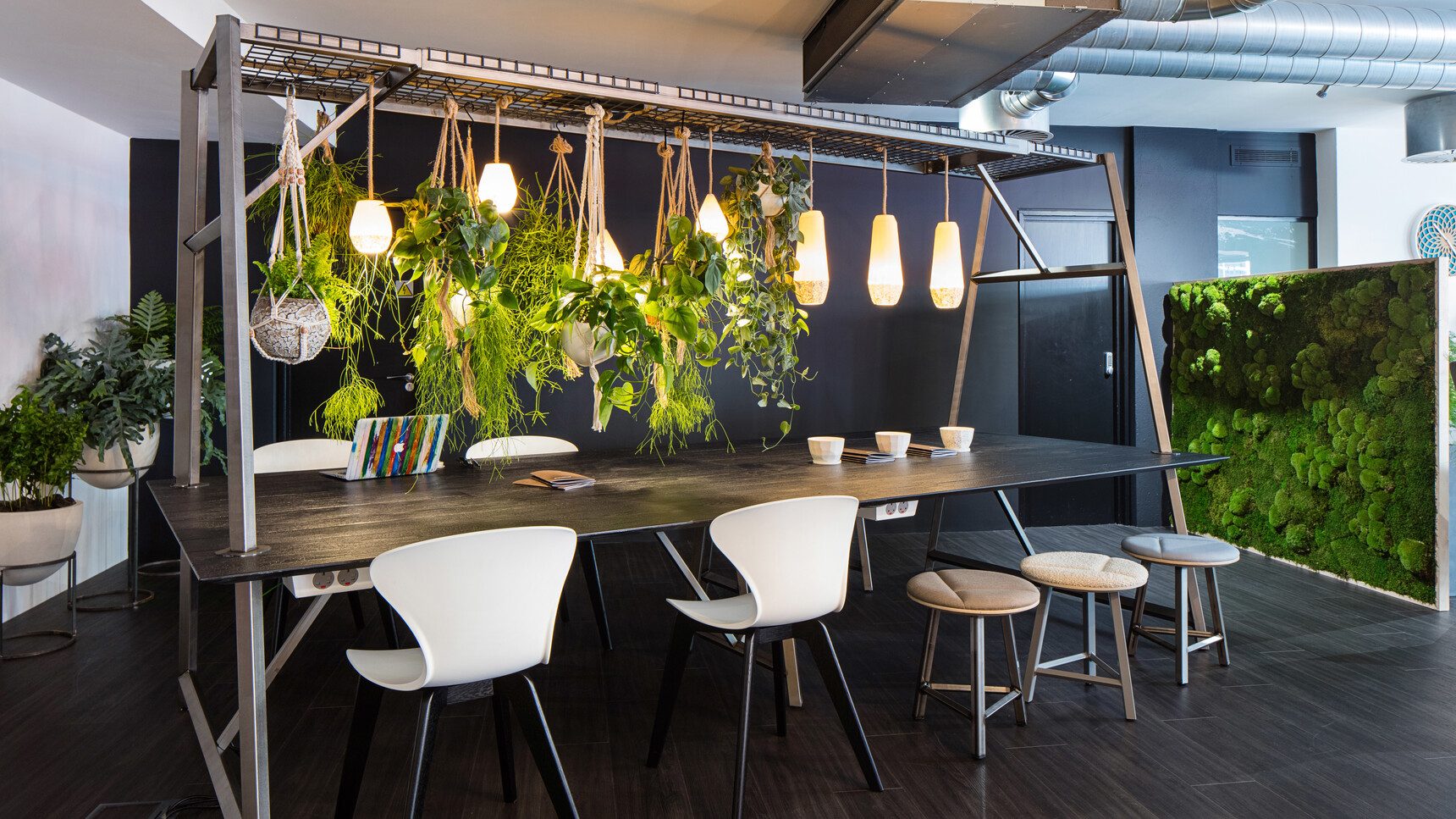 Relic Cloud Relic Stools Ego Chair Location 2