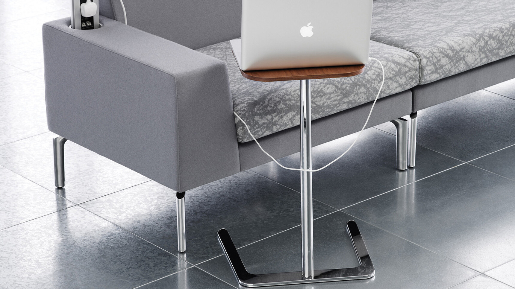 Boss Design Deploy Flamingo Laptop Tables With Wood Table Top Finish And Chrome Base At Sofa With Laptop On Table