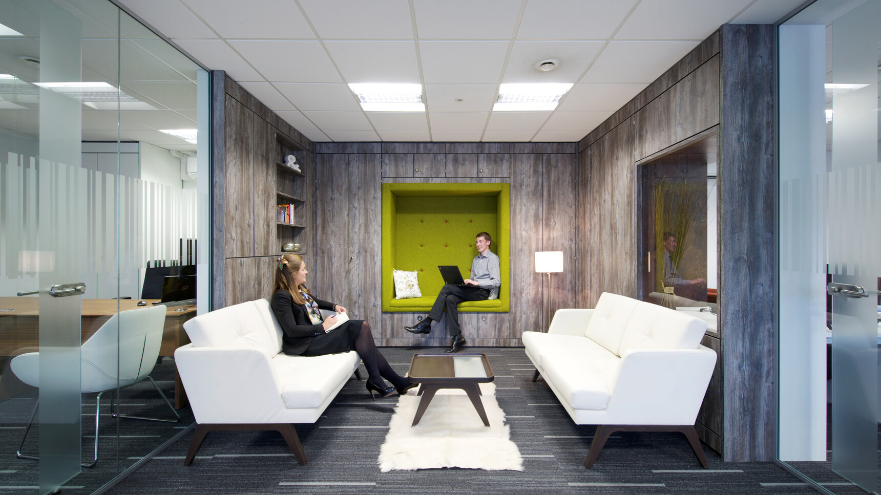 Spacestorsnugglestorefamily2