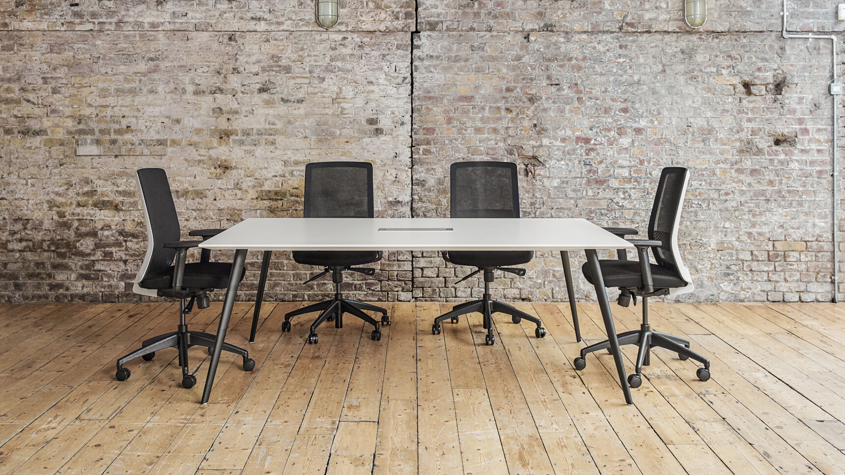 Four Workstories S30 Mesh Back Office Chair White Black Upholstery Finish At Desk White Finish