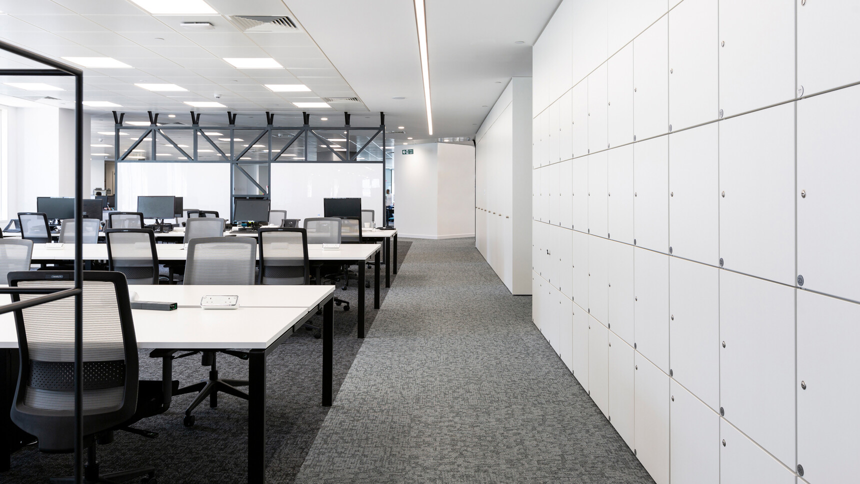 Various Workstories S30 Mesh Back Office Chairs Black Grey Stripes Upholstery At Desks White Table Top Black Legs