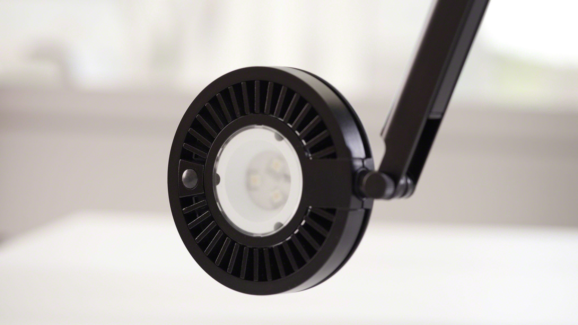 Steelcase Dash Arm LED Light Hunts Office